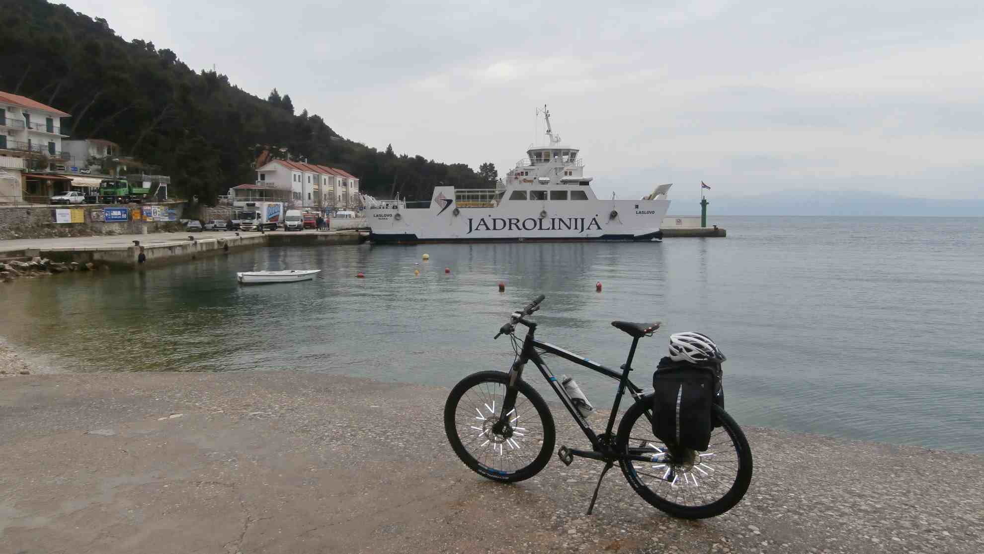 Dvodnevno bicikliranje po otoku Hvaru