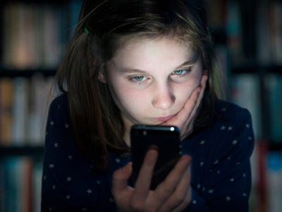 Djeci serviramo anti-bullying kampanje, a odrasli im serviraju cyberbullying