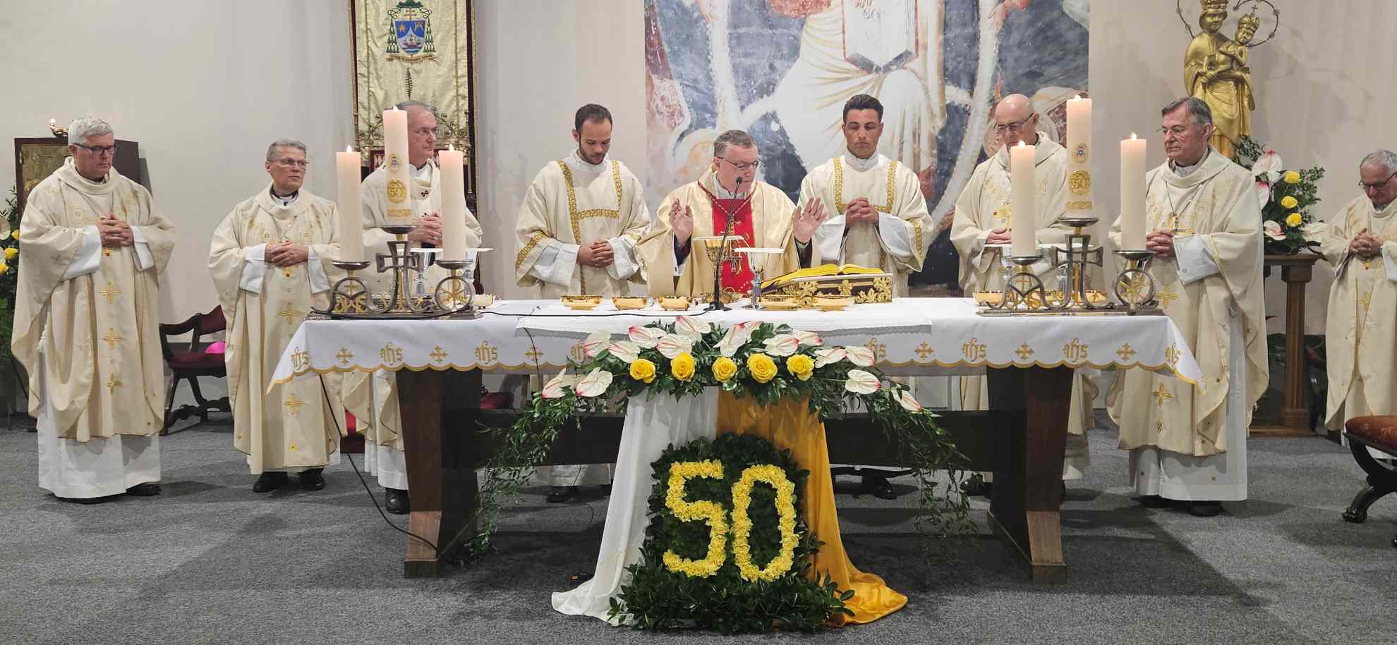 Zlatni jubilej kardinala Bozanića: "Svećenički poziv je otajstvo i dar koji beskrajno nadilazi čovjeka"