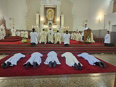 Nadbiskup Kutleša zaredio petoricu novih đakona: "Svijet slavi one koji zapovijedaju, Crkva časti one koji služe"