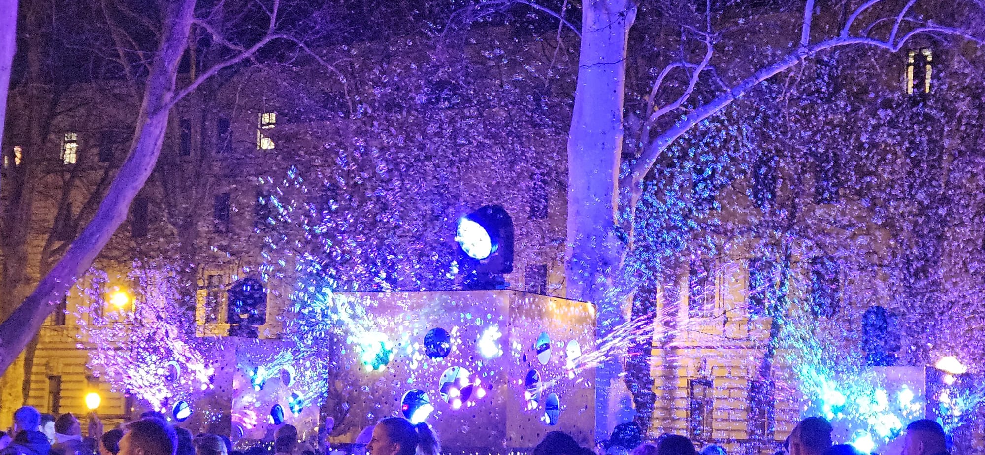 ZAGREBAČKI FESTIVAL SVJETLA: Između dječjeg oduševljenja na Zrinjevcu i potpunog debakla na Europskom trgu